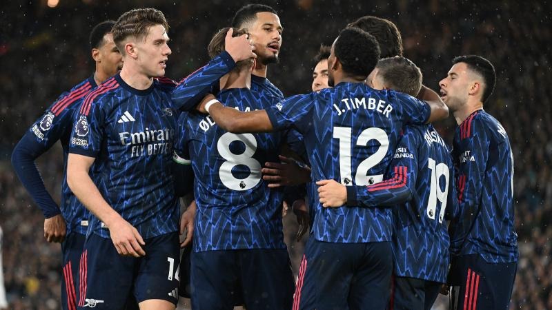 详解棒球规则中的球员装备规格统一