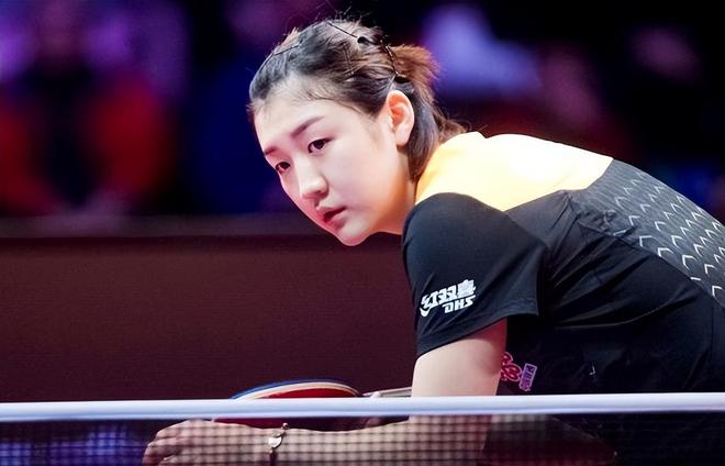 位更资深的 位更资深的